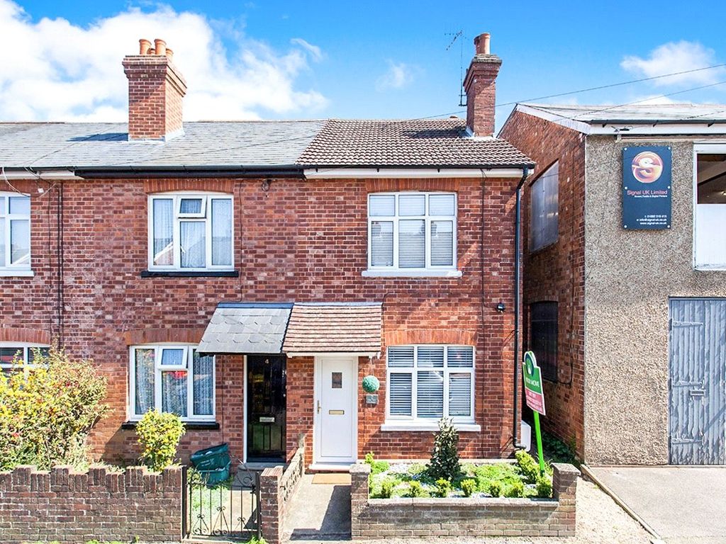 2 bed end terrace house to rent in Southwood Road, Tunbridge Wells