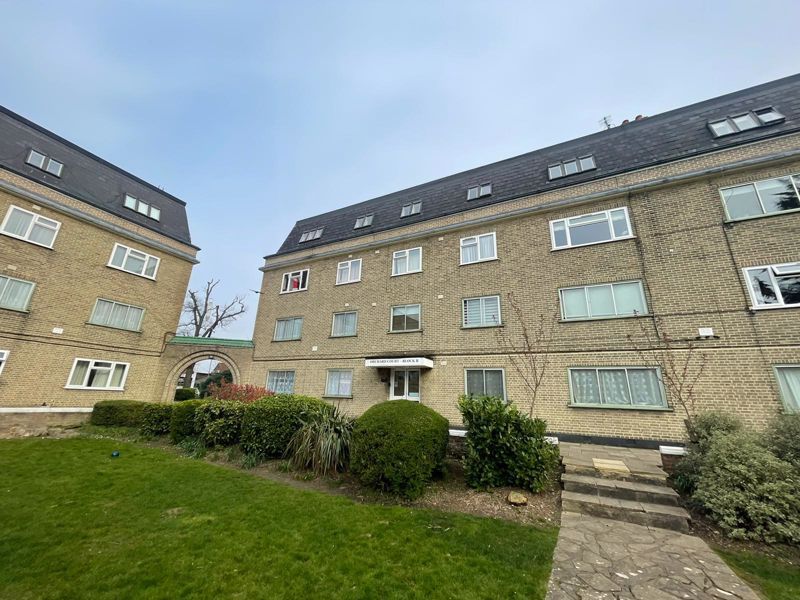 2 bed flat for sale in Stonegrove, Edgware HA8 Zoopla