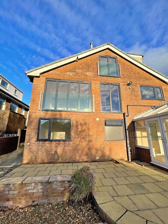5 bed detached house for sale in Kingston Crescent, Helmshore