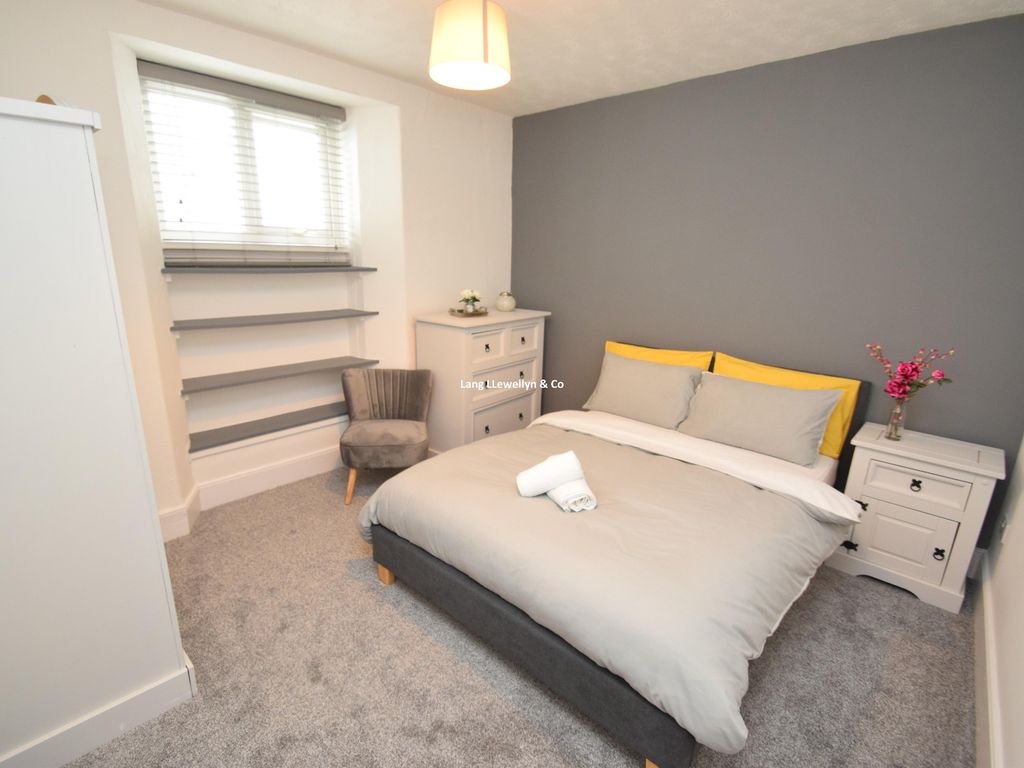 5 bed terraced house to rent in Lister Street, Falmouth TR11 Zoopla