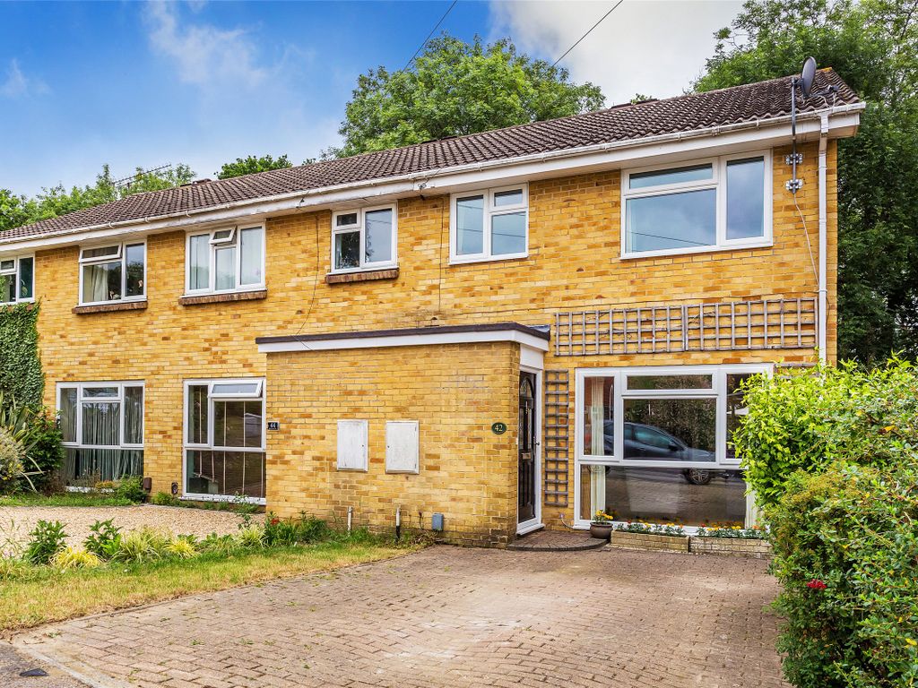 3 bed end terrace house for sale in Greenacres, Oxted RH8 Zoopla