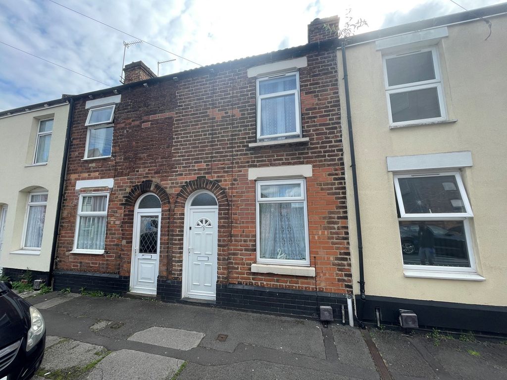 2 bed terraced house for sale in Clarence Street, BurtonOnTrent DE14
