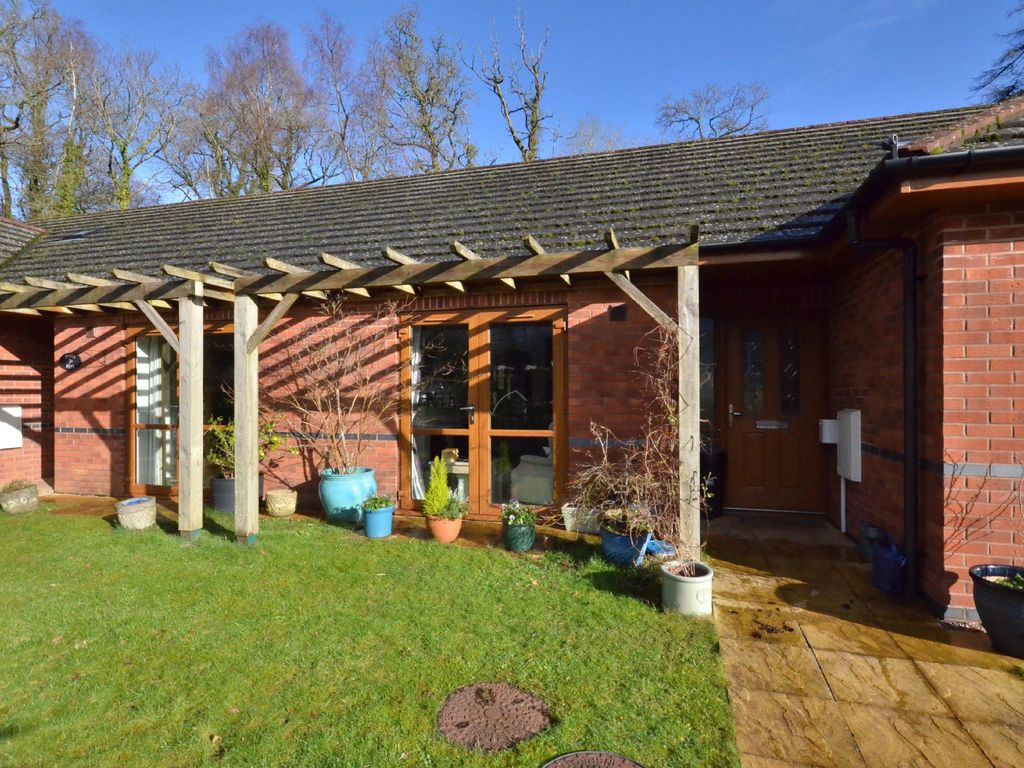 1 bed bungalow for sale in The Paddocks, Gittisham Hill Park, Honiton, Devon EX14 Zoopla