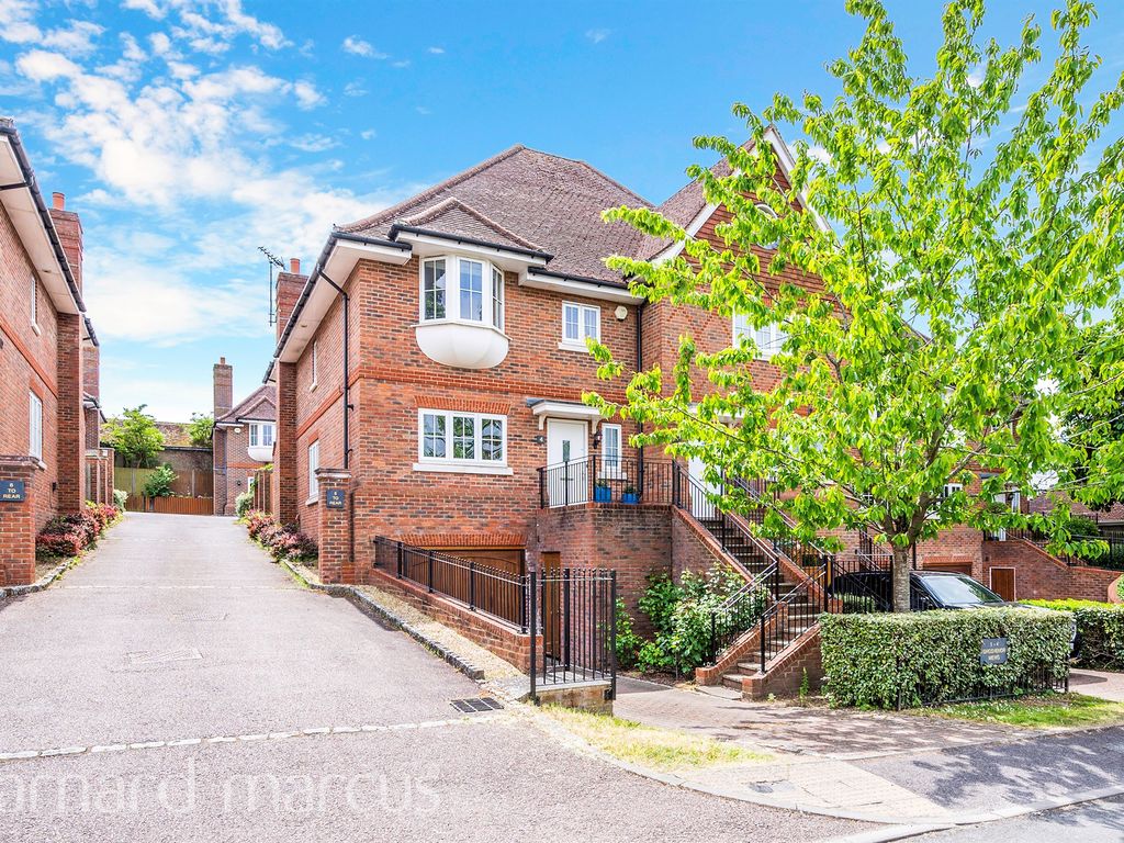 4 bed town house for sale in Grosvenor Mews, Grosvenor Road, Epsom KT18