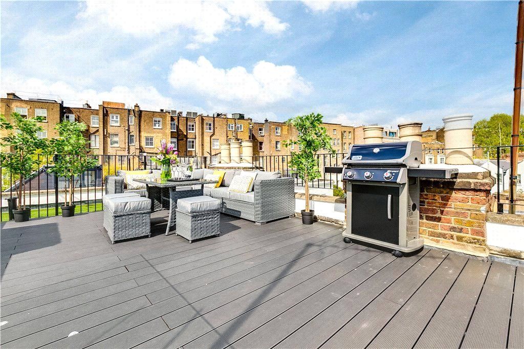 Redfield Lane, Kenway Village, London SW5