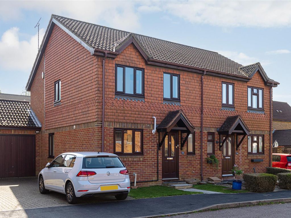 3 bed semidetached house for sale in Alpine Road, Redhill RH1, £