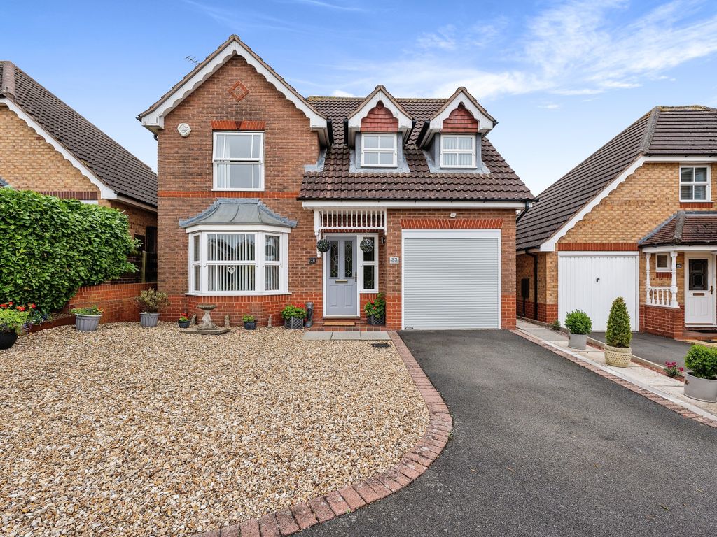 4 bed detached house for sale in Clay Hill Road, Sleaford NG34, £290,000 Zoopla