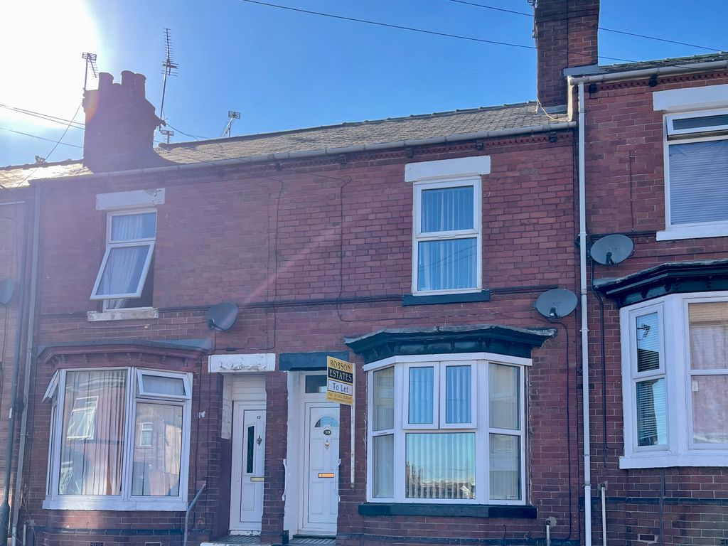 2 bed flat to rent in 10 Lister Avenue, Doncaster DN4, £695 pcm Zoopla