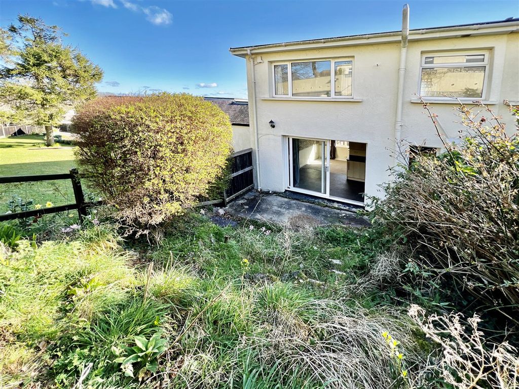 2 bed end terrace house for sale in Farm, Hillhead, Brixham