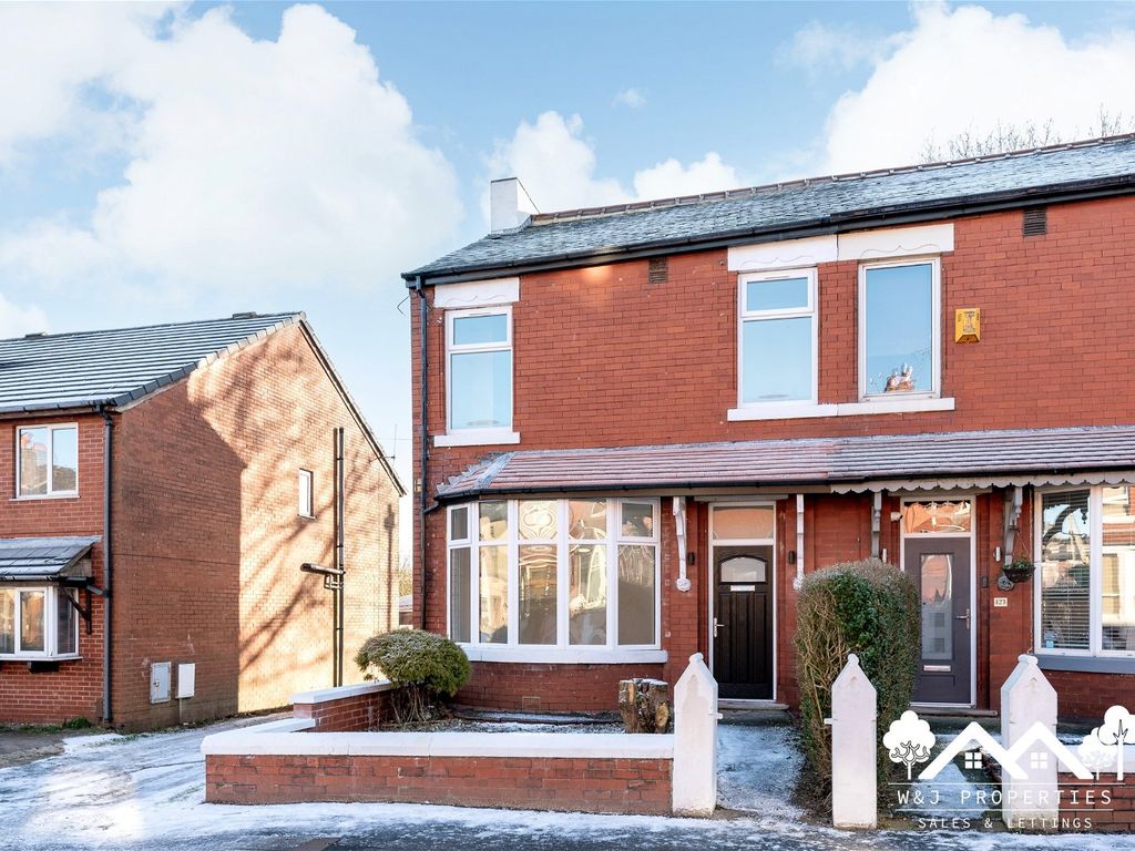 4 bed terraced house for sale in Sandy Lane, Lower Darwen BB3, £190,000