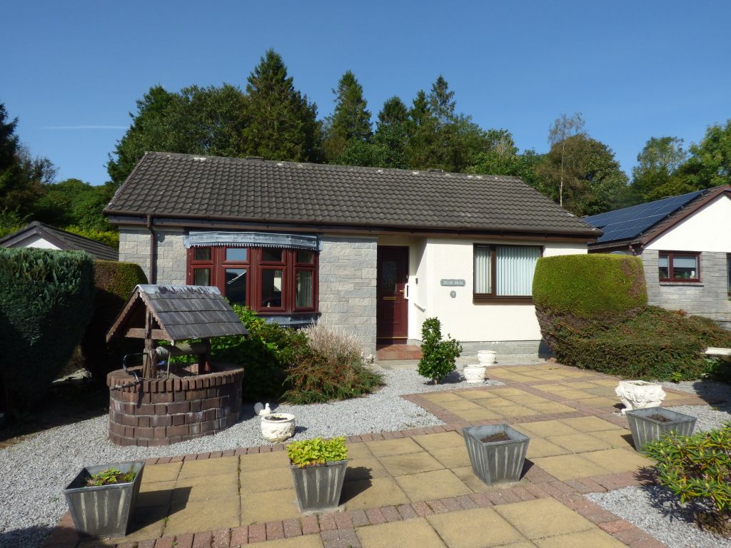2 bed detached bungalow for sale in Heron Way, Minnigaff DG8, £170,000 Zoopla