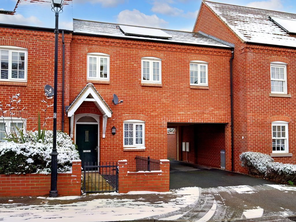 2 bed terraced house for sale in Wayland Road, Great Denham, Bedford