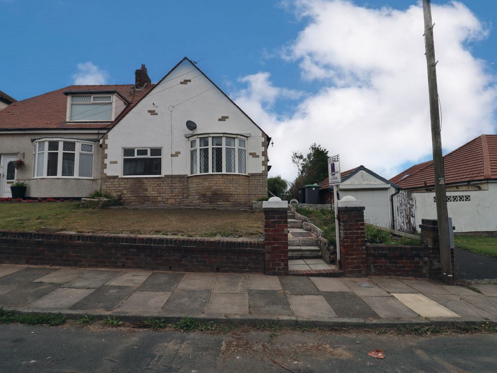 2 bed bungalow for sale in Sandhurst Avenue, Bispham FY2 Zoopla