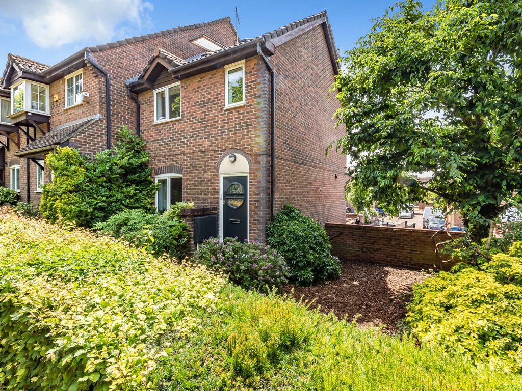 3 bed end terrace house for sale in Dock Hill Avenue, Canada Water SE16