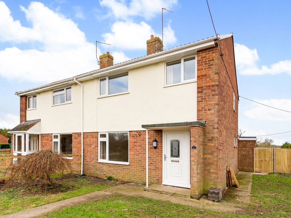 3 bed semidetached house to rent in Canal Close, Wilcot, Pewsey SN9, £