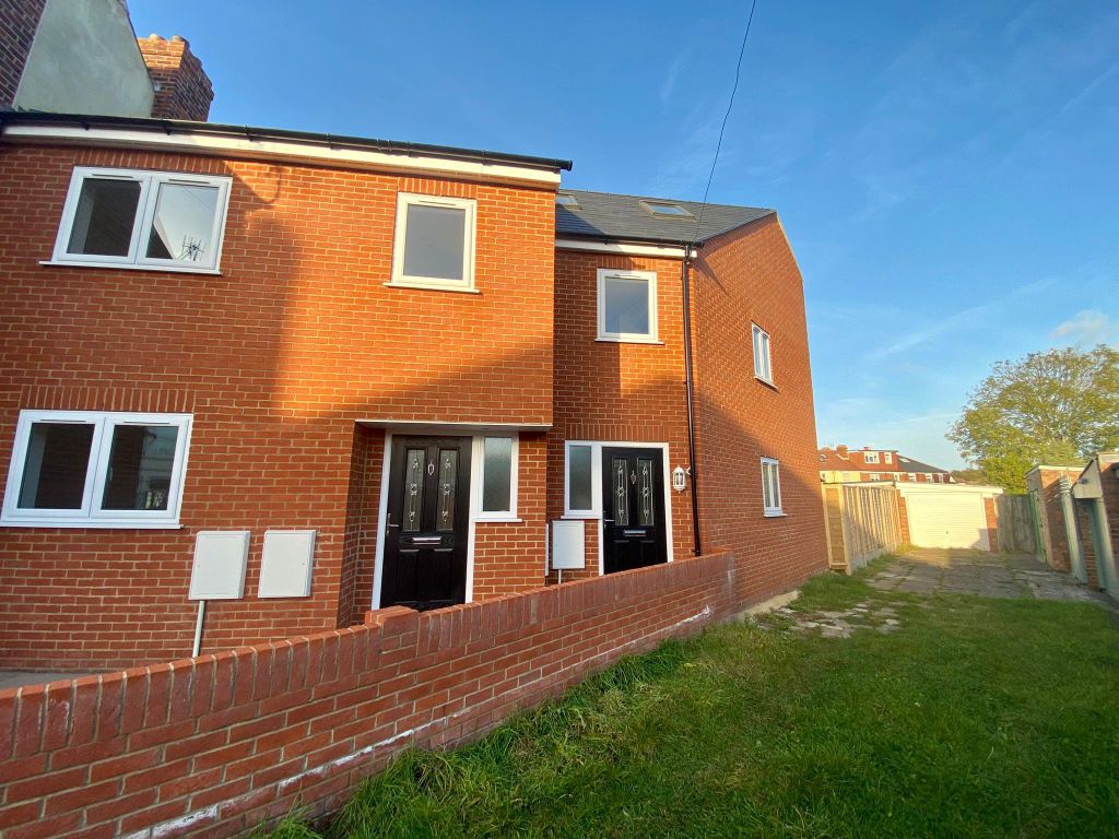 3 bed property to rent in Cedar Grove, Portsmouth PO3 Zoopla