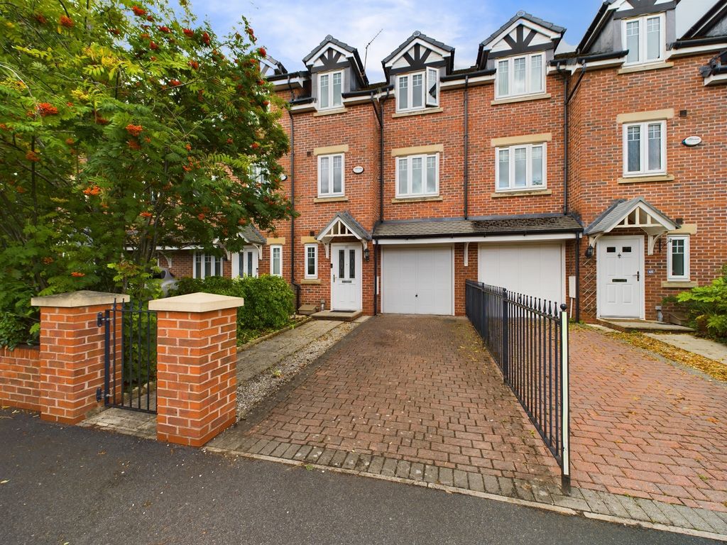 4 bed terraced house for sale in Fog Lane, Didsbury, Manchester M20