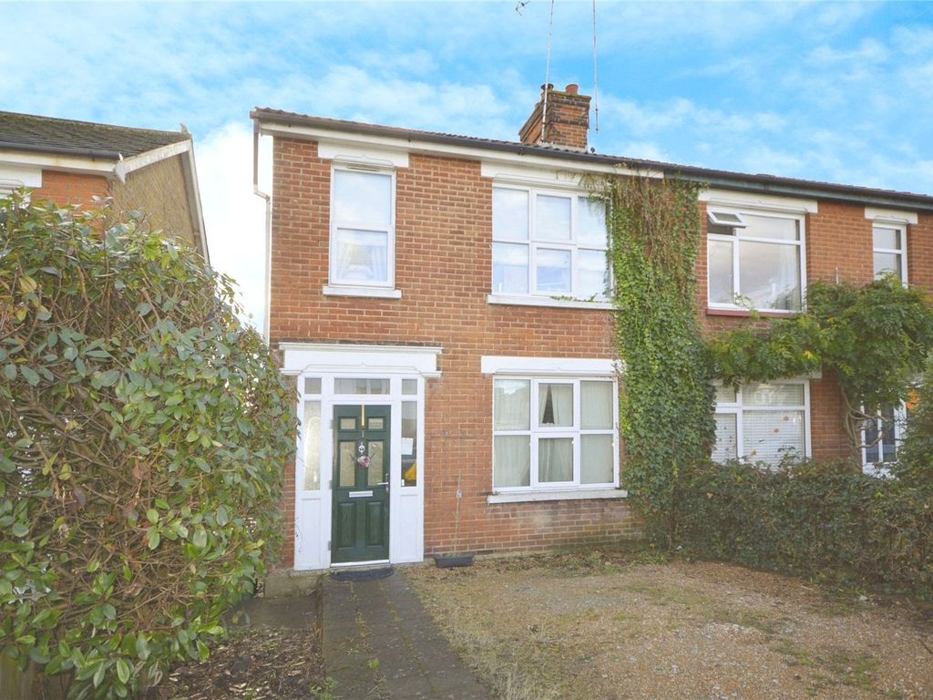 3 bed semidetached house for sale in Hackney Road, Maidstone, Kent