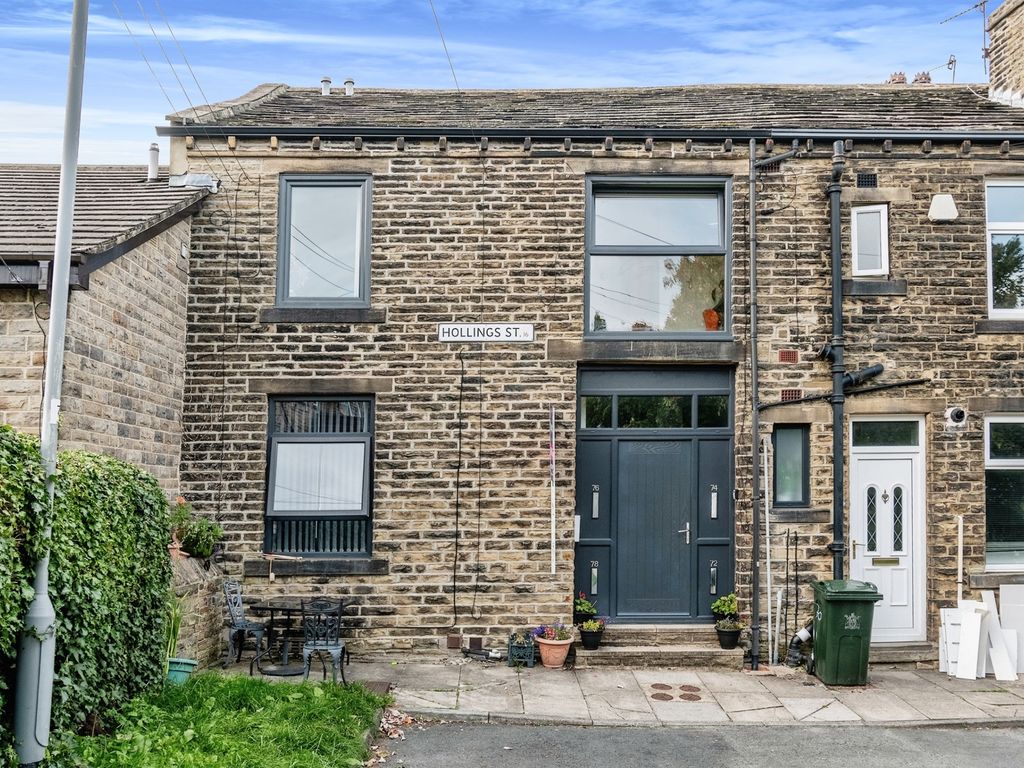 1 bed flat for sale in Hollings Street, Cottingley, Bingley BD16, £