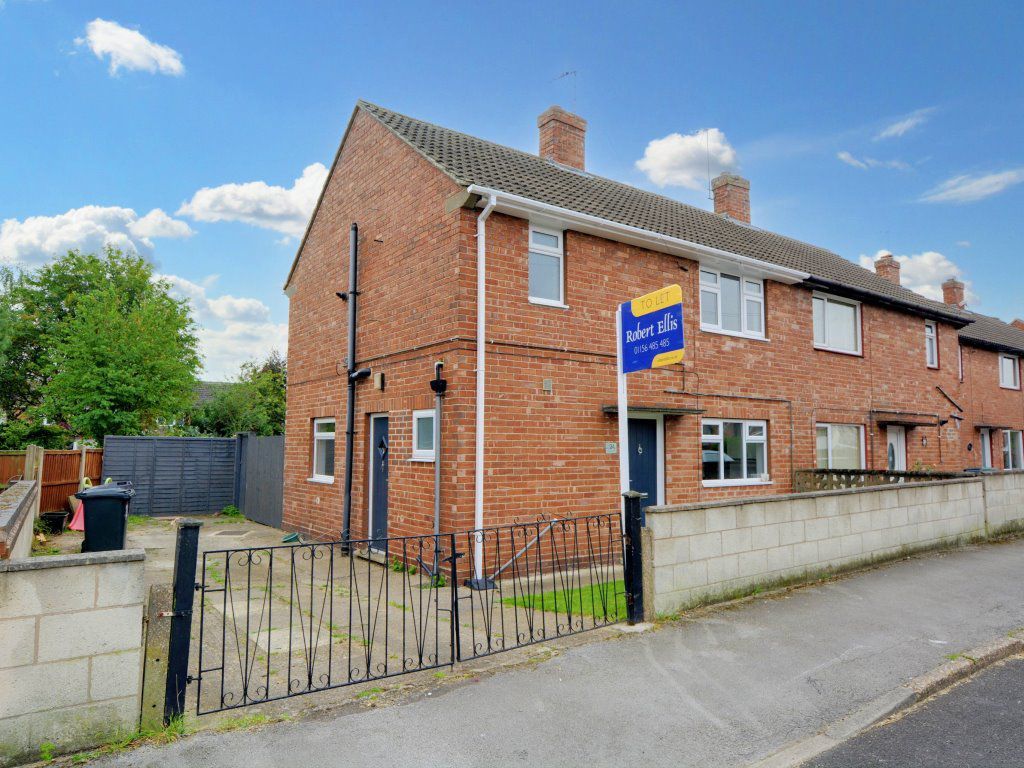 3 bed semidetached house to rent in Foxwood Grove, Calverton NG14, £
