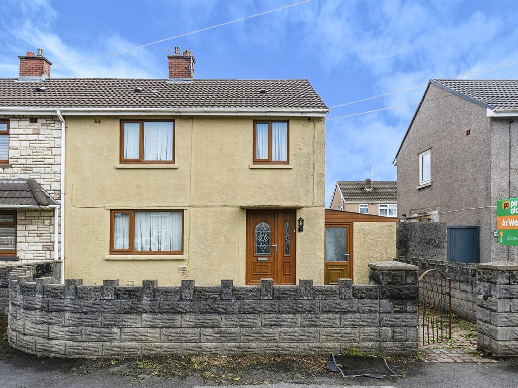 3 bed semidetached house for sale in Bryn Rhos, Llanelli SA14 Zoopla