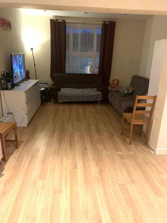 1 bed flat to rent in High Street Wealdstone, London HA3 Zoopla