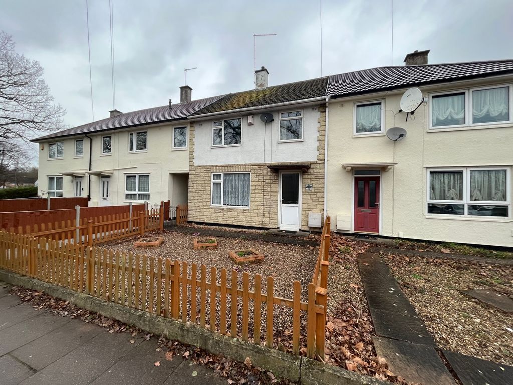3 bed terraced house for sale in Halifax Drive, Leicester