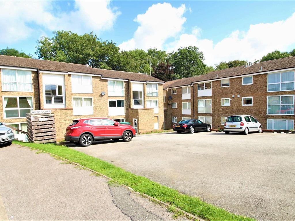 1 bed flat to rent in Ashby Court, Hemel Hempstead HP2 Zoopla
