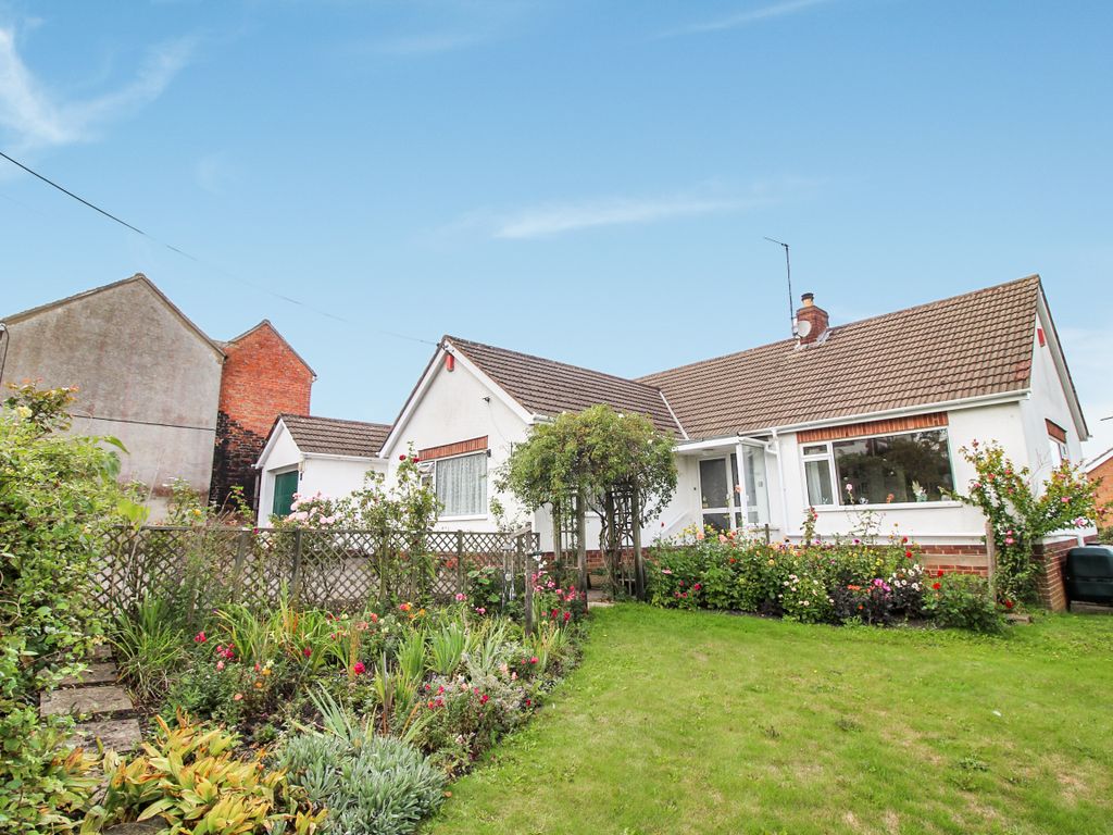 3 bed detached bungalow for sale in Hillwood Lane, Warminster BA12 Zoopla
