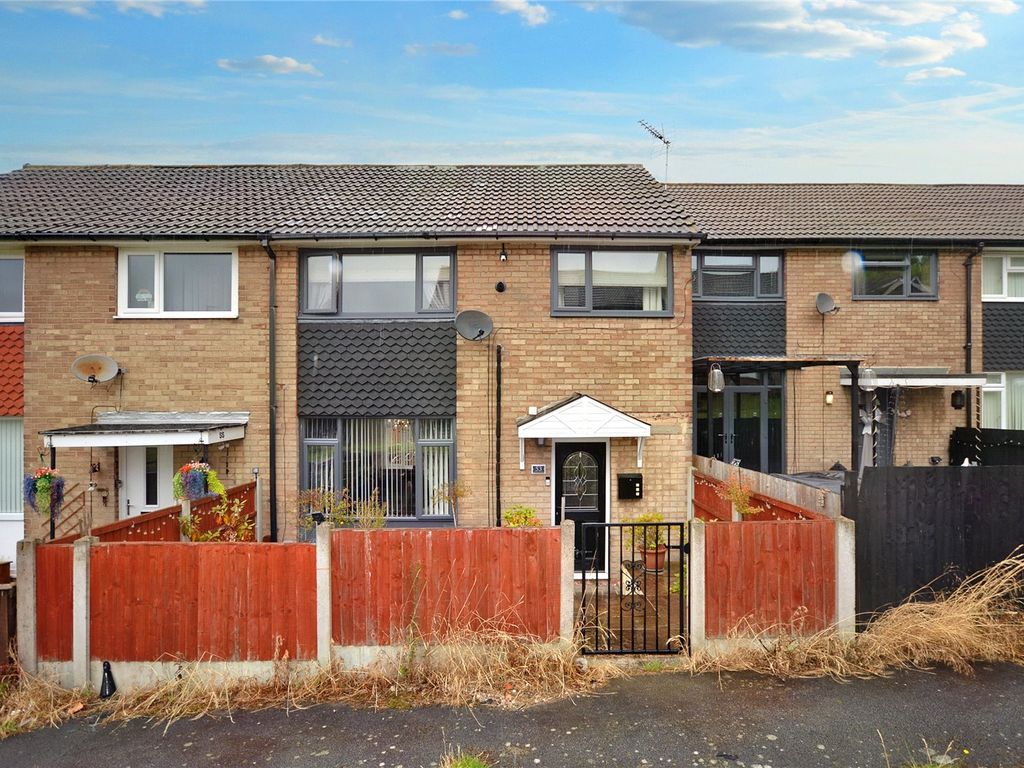 3 bed terraced house for sale in Heathcroft Drive, Beeston, Leeds LS11