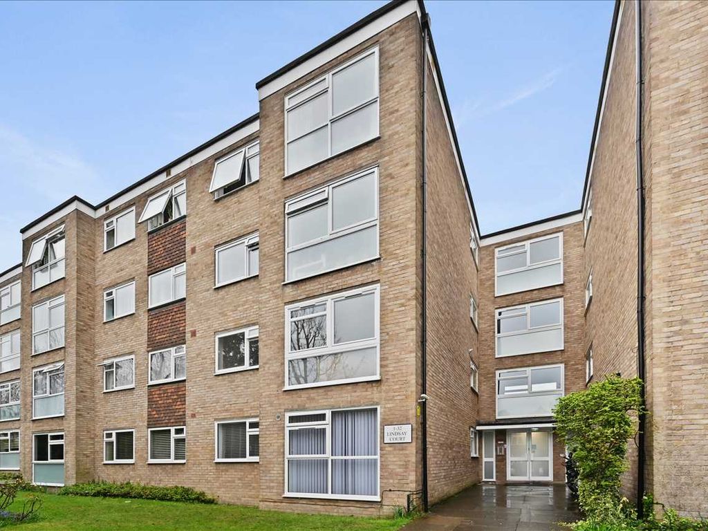 1 bed flat to rent in Sherwood Park Road, Sutton SM1, £1,250 pcm Zoopla