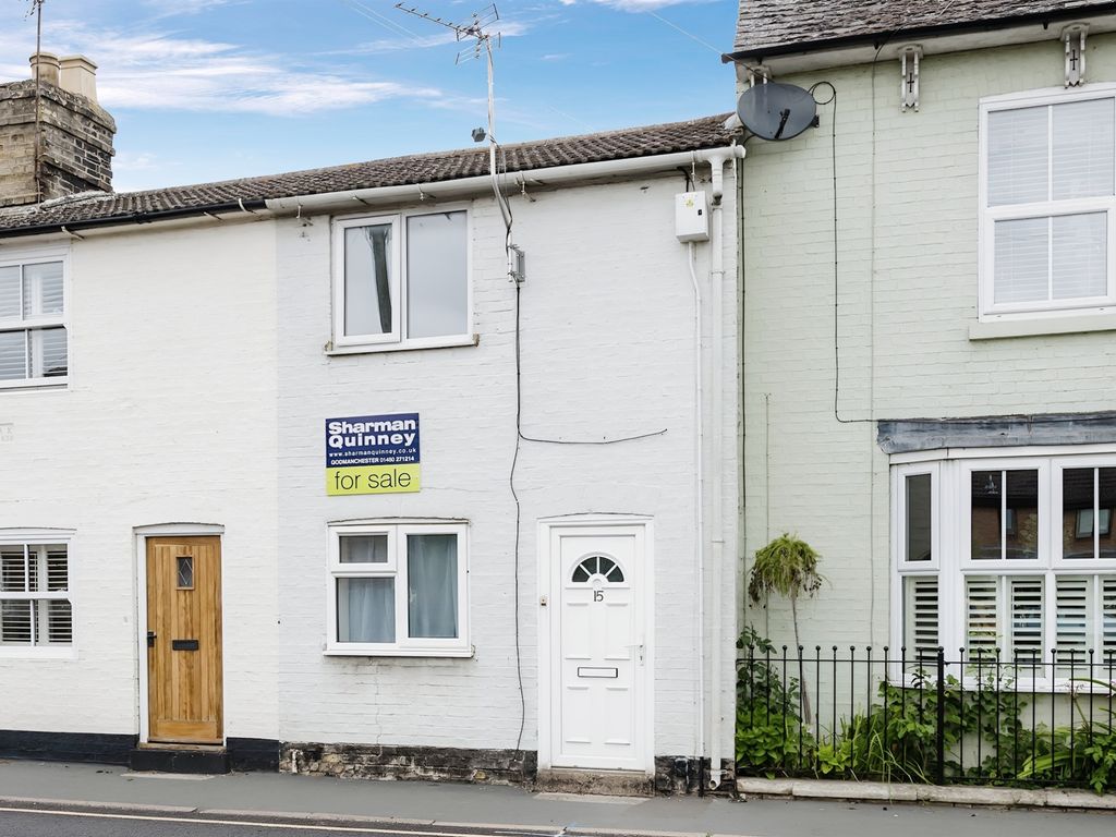 2 bed terraced house for sale in London Street, Godmanchester