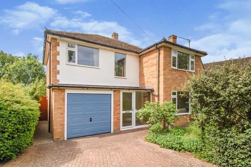 4 bed detached house for sale in The Moors, Kidlington OX5 Zoopla