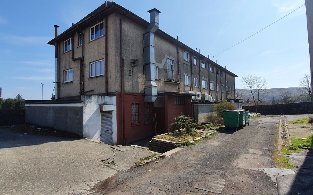 Oxford Road Greenock PA16  