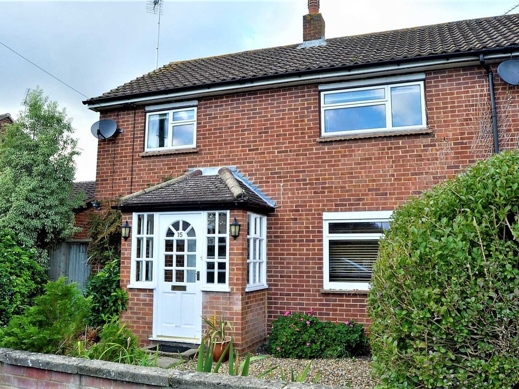 3 bed end terrace house for sale in Westhorpe Road, Marlow Chain Free