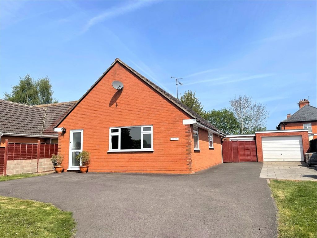 2 bed detached bungalow to rent in Hope Corner Lane, Taunton TA2 Zoopla