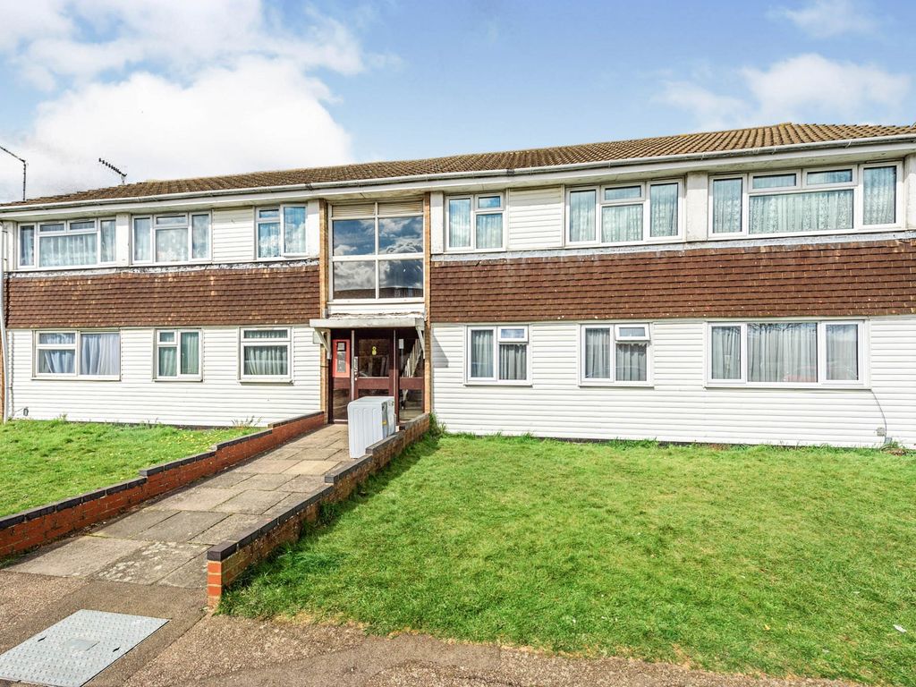 2 bed flat for sale in Medway Road, Hemel Hempstead HP2 Zoopla