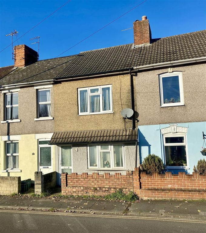 2 bed terraced house for sale in Westcott Place, Swindon SN1, £210,000