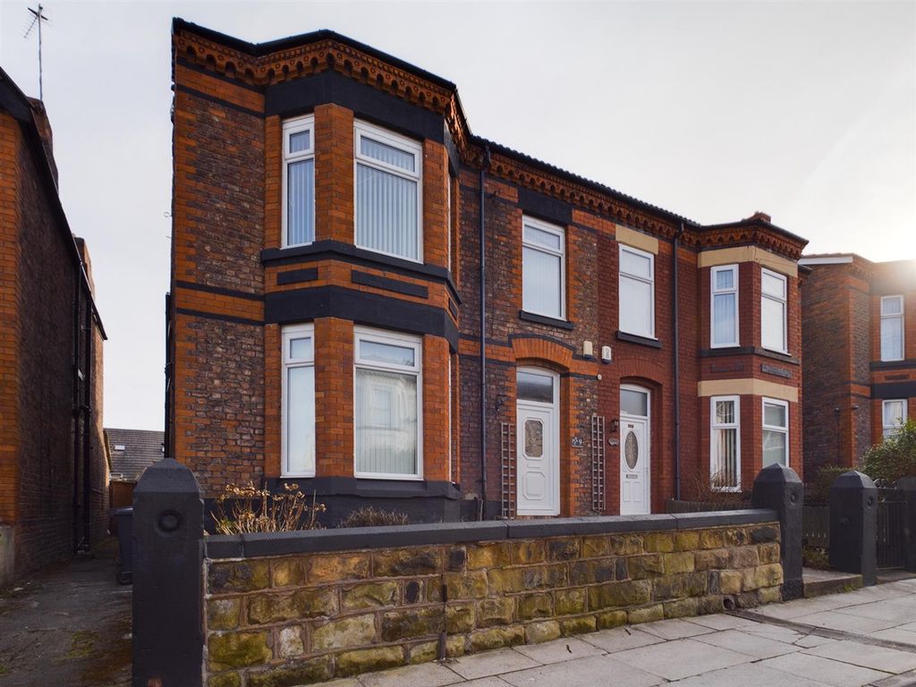 4 bed semidetached house for sale in Ravenscroft Road, Prenton CH43