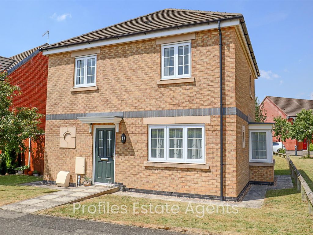 3 bed detached house for sale in Outlands Drive, Hinckley LE10 Zoopla
