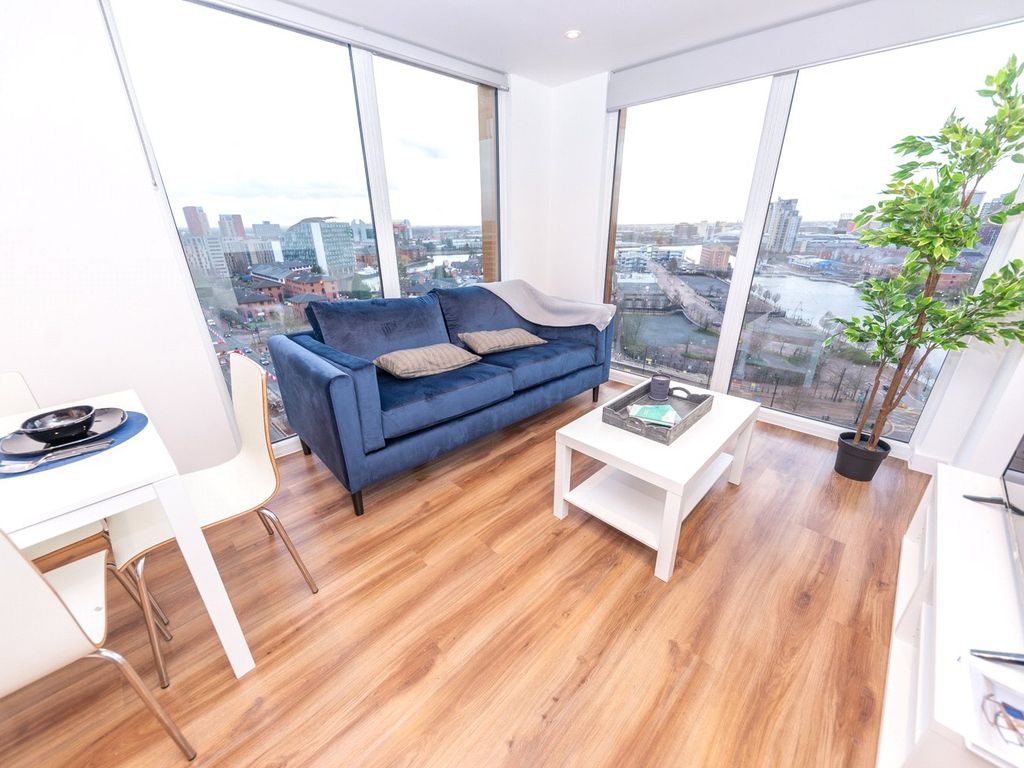 2 bed property to rent in The Gateway, 15 Trafford Road, Salford M5