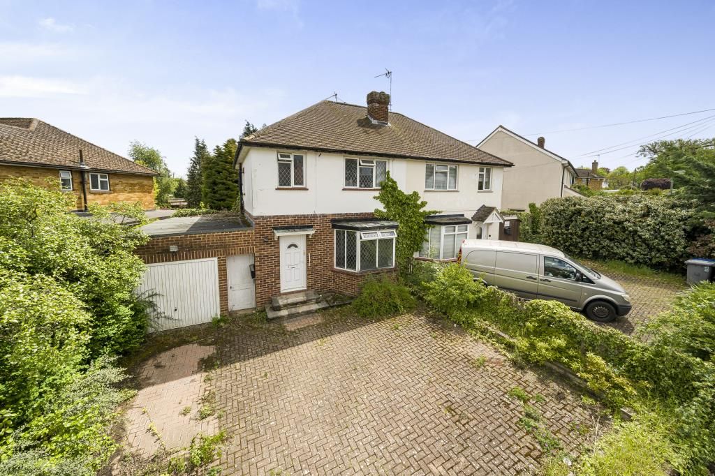3 bed semidetached house for sale in Virginia Water, Surrey GU25, £