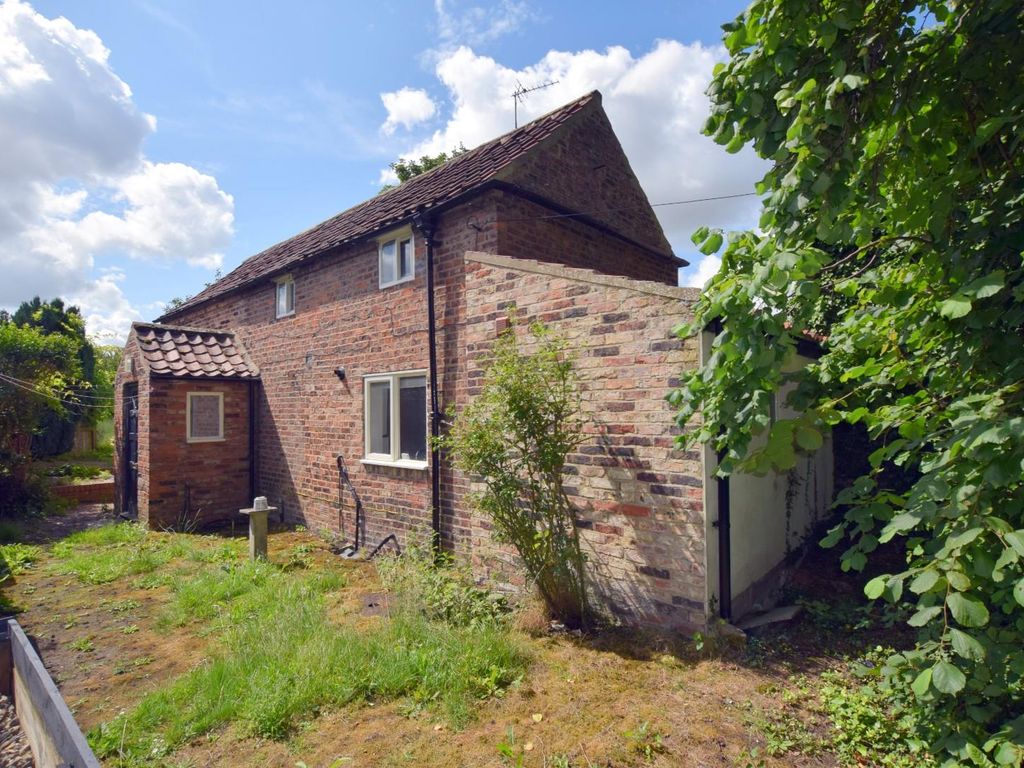 2 bed cottage for sale in Manor Cottage 22A Commercial Street, Norton