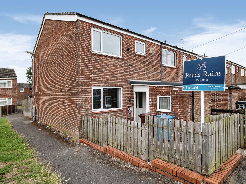 3 bed end terrace house to rent in Greygarth Close, Bransholme, Hull