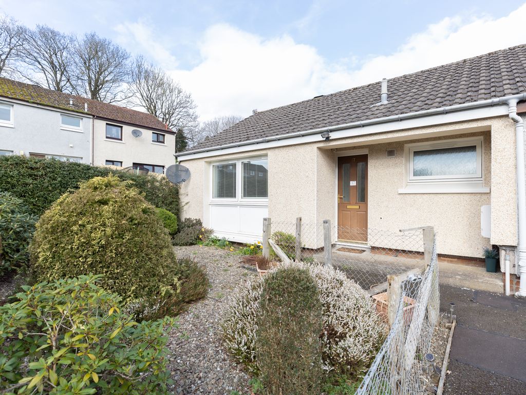 1 bed semidetached bungalow for sale in 17 Belvidere Place