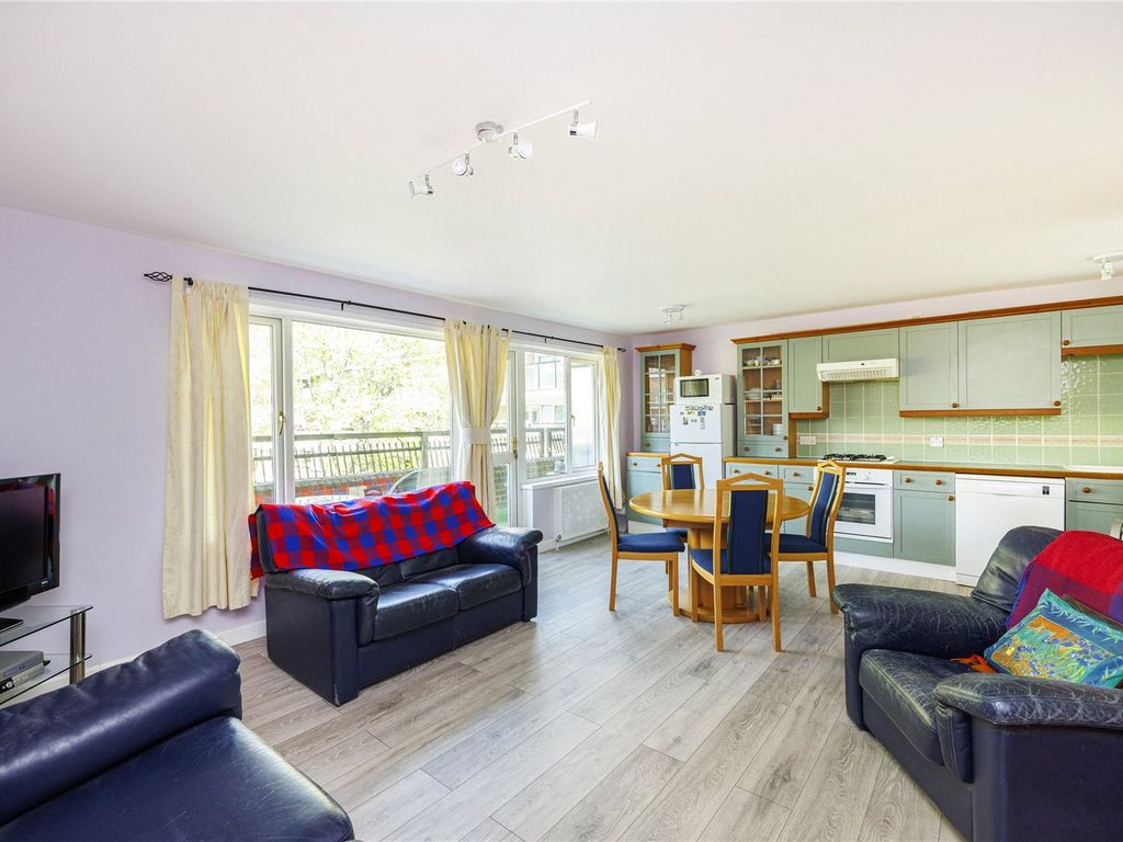 Dudley Court, 36 Endell Street, London WC2H  