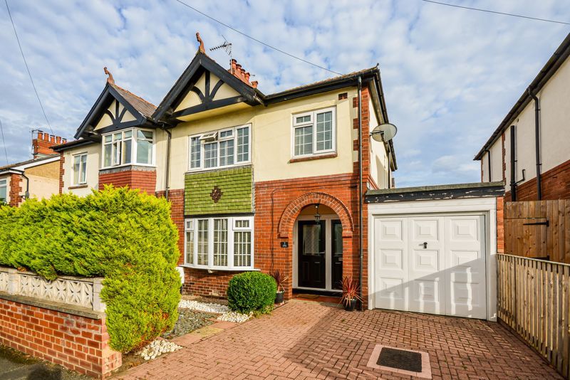 3 bed semidetached house for sale in 7 Whincup Avenue, Knaresborough