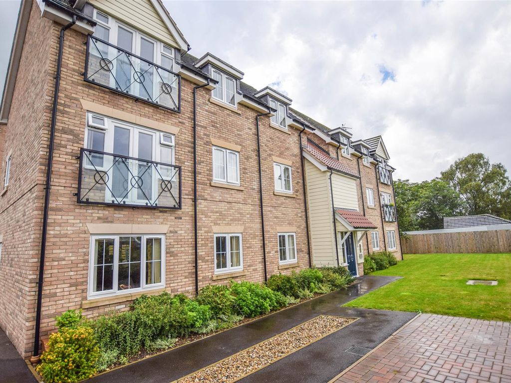 2 bed flat to rent in Sovereign Court, Newmarket CB8 Zoopla