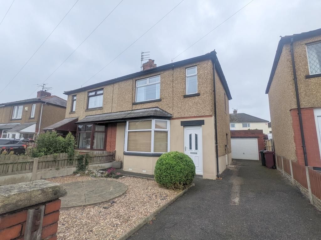 3 bed semidetached house for sale in Littlemoor Road, Clitheroe BB7 Zoopla
