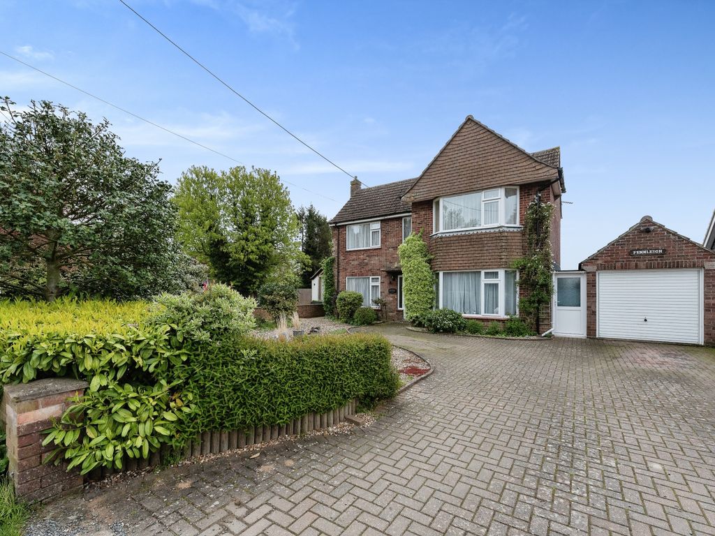 3 bed detached house for sale in Bildeston Road, Little Finborough